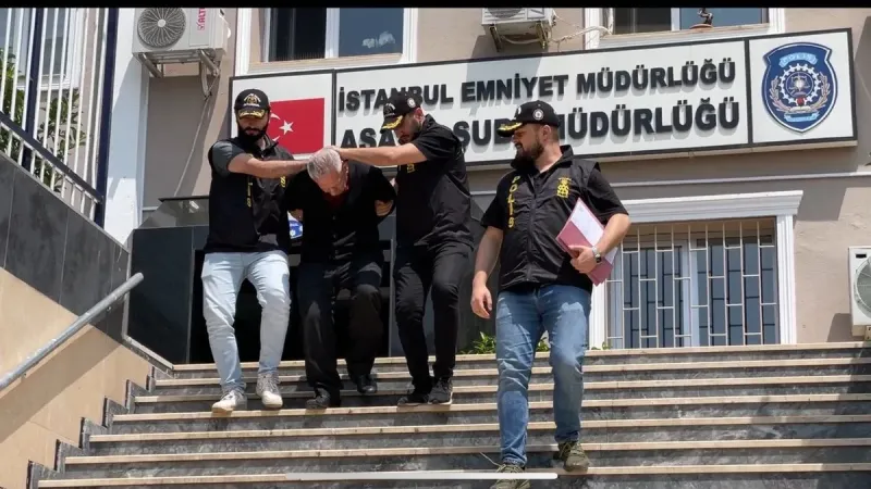 Cinci Hocaya Şok Hapis! 27 Yıl Cezayla Aranan Sapık Yakalandı