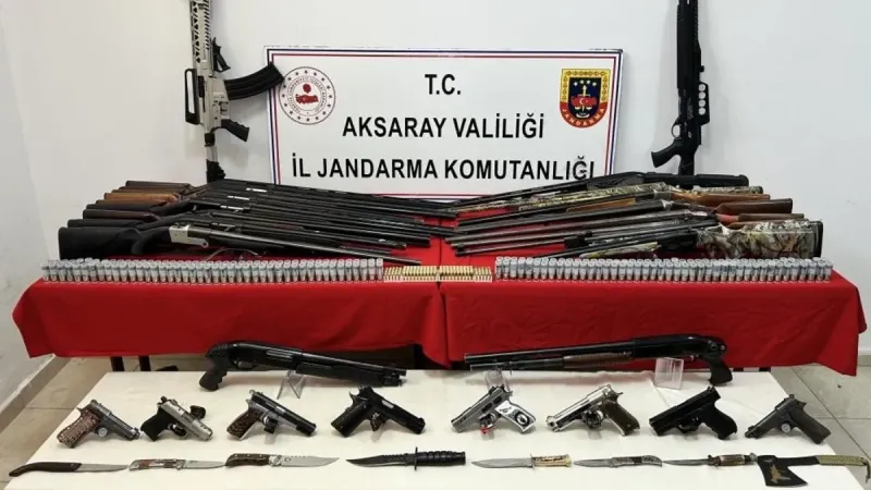 Aksaray’da 35 adrese silahlı maganda operasyonu: Evlerden cephanelik çıktı