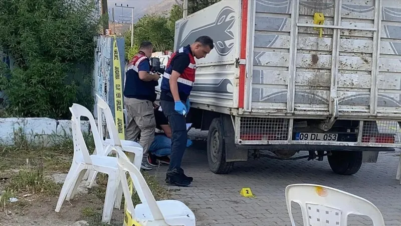 Aydın’da korkunç kaza! Kamyonet kasasından düşen küçük Enes öldü