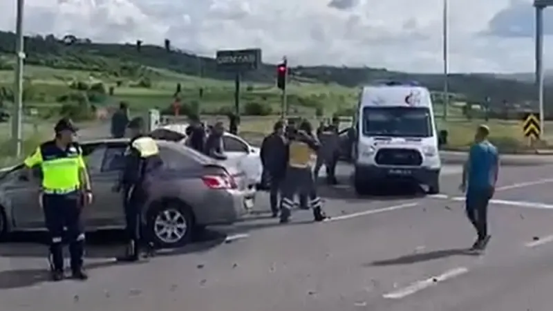 Başsavcının bulunduğu ambulans kaza yaptı: 1’i ağır, 8 yaralı!