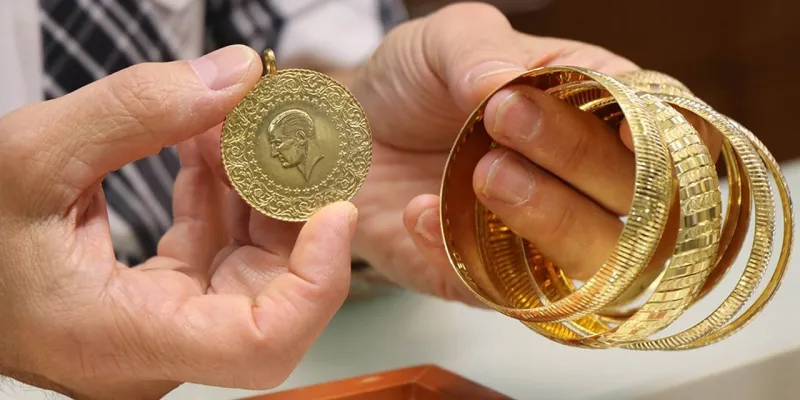 Altın Fiyatları Rekor Peşinde! Uzmanlardan Kritik Altın Yorumları