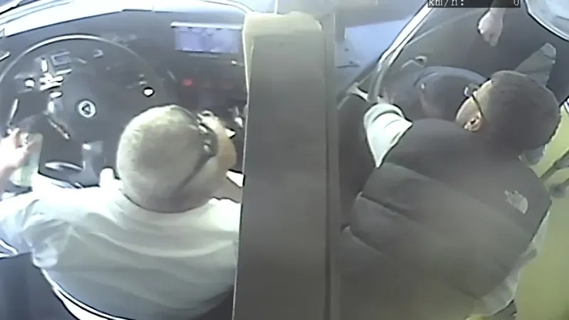 Çorum’da otobüs şoförü epilepsi hastasını hastaneye yetiştirdi