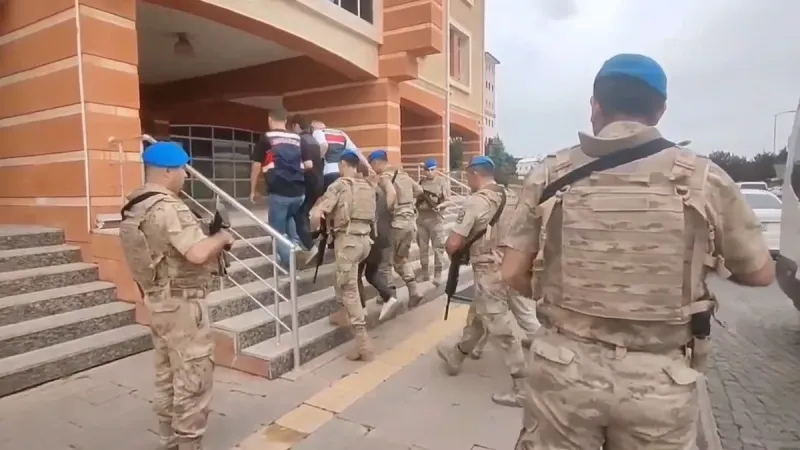DEAŞ'a Şafak Baskını! 18 İlde Operasyon, Finans Kaynakları Çökertildi!