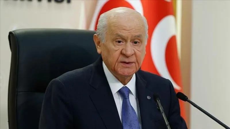 Devlet Bahçeli: SDG/YPG Şam yönetimiyle imzalanan 10 Mart tarihli mutabakata mutlaka riayet etmelidir
