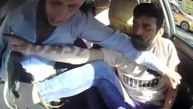 Gaziantep'te takside dehşet anları! Taksi şoförünü defalarca bıçaklayan şüpheli yakalandı