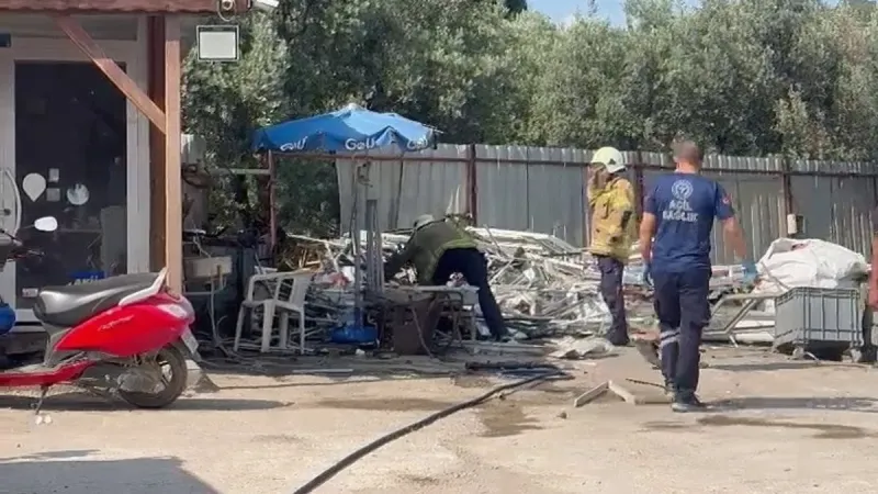 Bursa'da Hurda Deposu Patladı! LPG Tankı Faciası Mı?