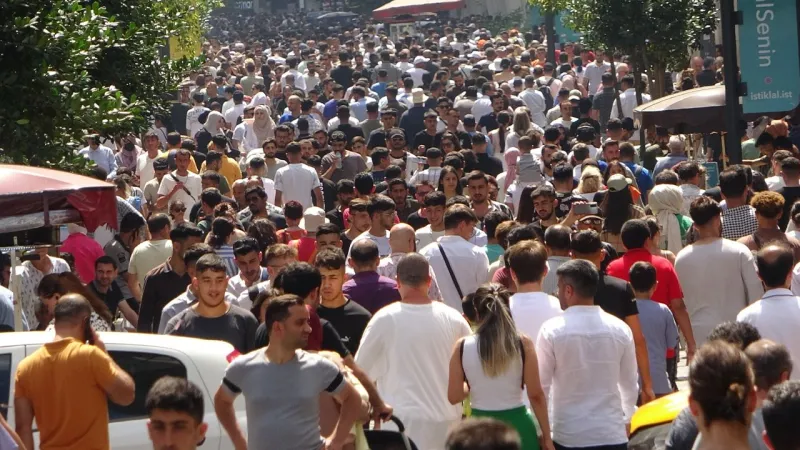 İşsizliğin acı yüzü: Canlı yayını 40 bin kişi izledi, 1,6 milyon başvuru oldu