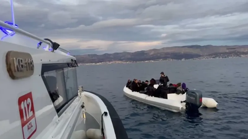 İzmir'de Göçmen Dramı: 26 Kişi Ölümden Döndü! Son Dakika