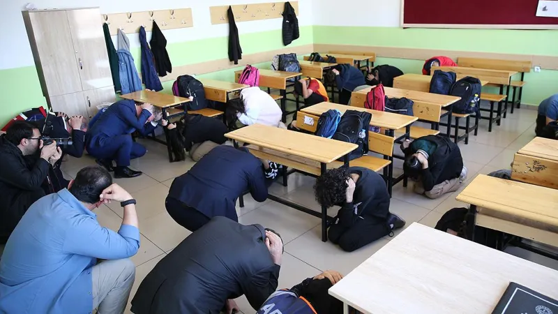 MEB duyurdu: Yarın tüm okullarda eş zamanlı yapılacak