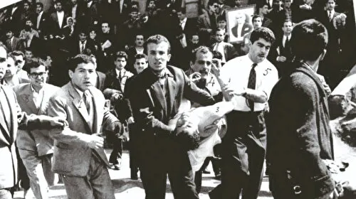 Öğrencileri darbeye alet ettiler