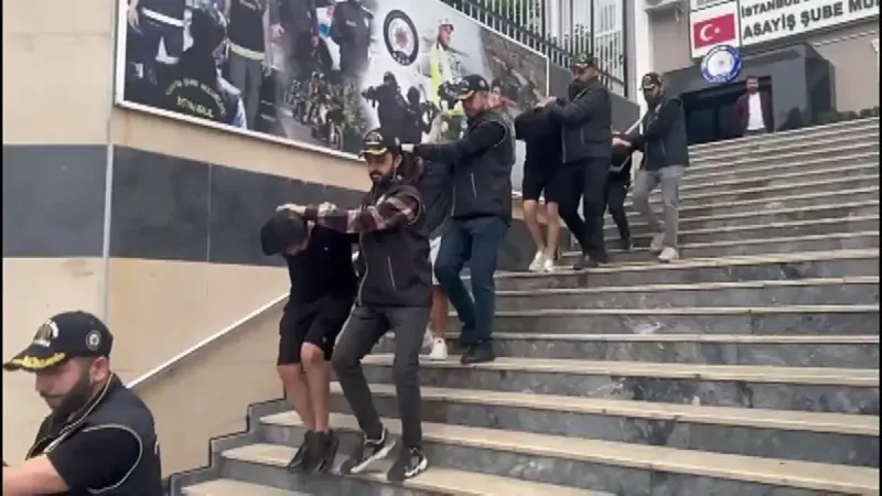 Sahte Ev İlanı Şoku: Sarıyer'de 6 Dolandırıcı Tutuklandı!