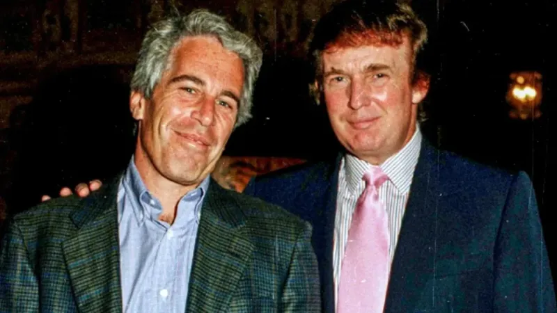 Trump'tan Epstein dosyalarına sert çıkış