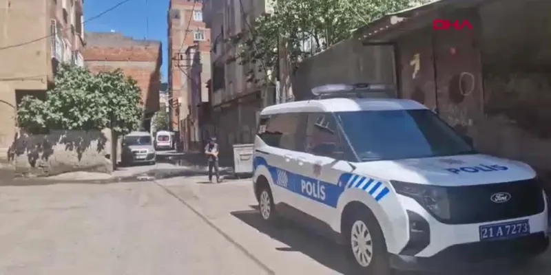 Şok İhbar! Uyuşturucu Bağımlısı Oğlunu Polise Verdi!