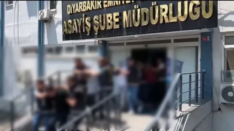 Yangın faciasında gözaltına alınan 5 kişi adliyeye sevk edildi